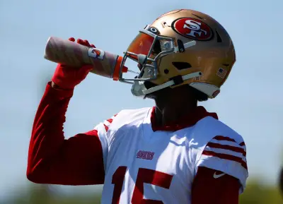 49ers pregame: Jauan Jennings, Trent Williams suit up to help Mac Jones’ debut