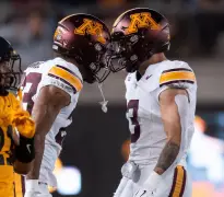 Gophers football: Koi Perich must ‘swallow the pill of adversity’