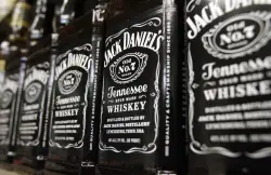 Alcohol distributor Republic National laying off hundreds in Bay Area as it exits state